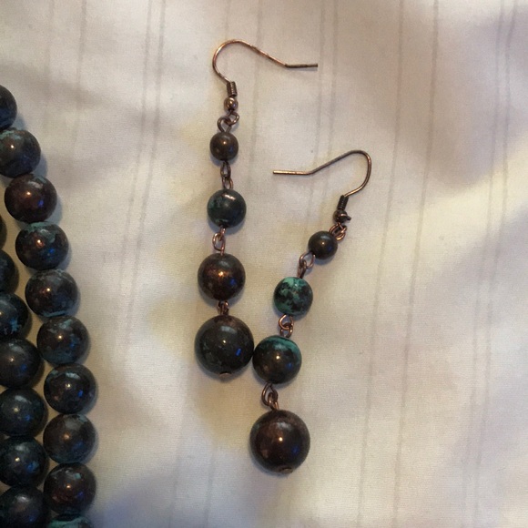 Necklace and earring set - Picture 2 of 4